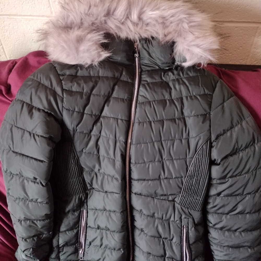 Special one jacket, size Large, olive green